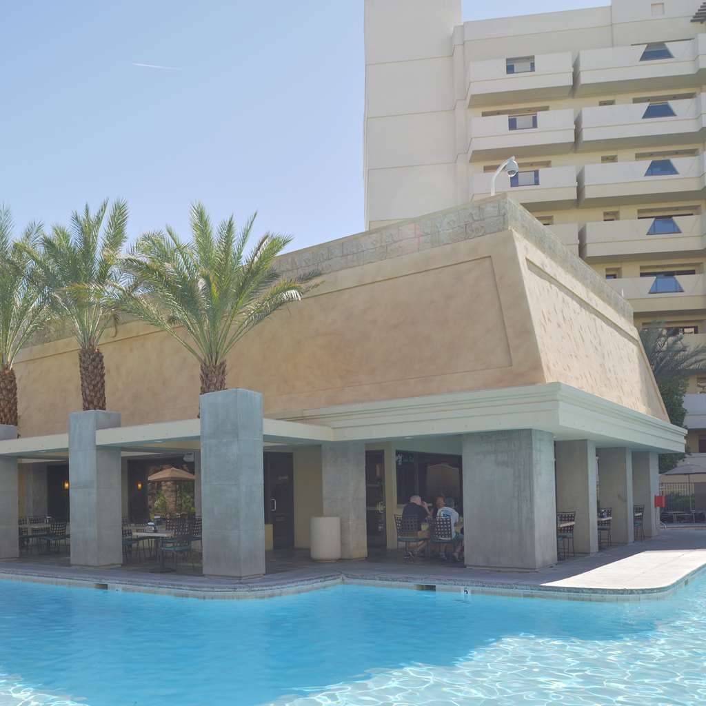 Hilton Vacation Club Cancun Resort Las Vegas Restaurant photo